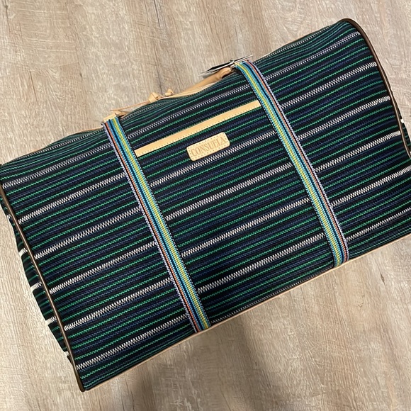 Dwight Weekender - Picture 3 of 6